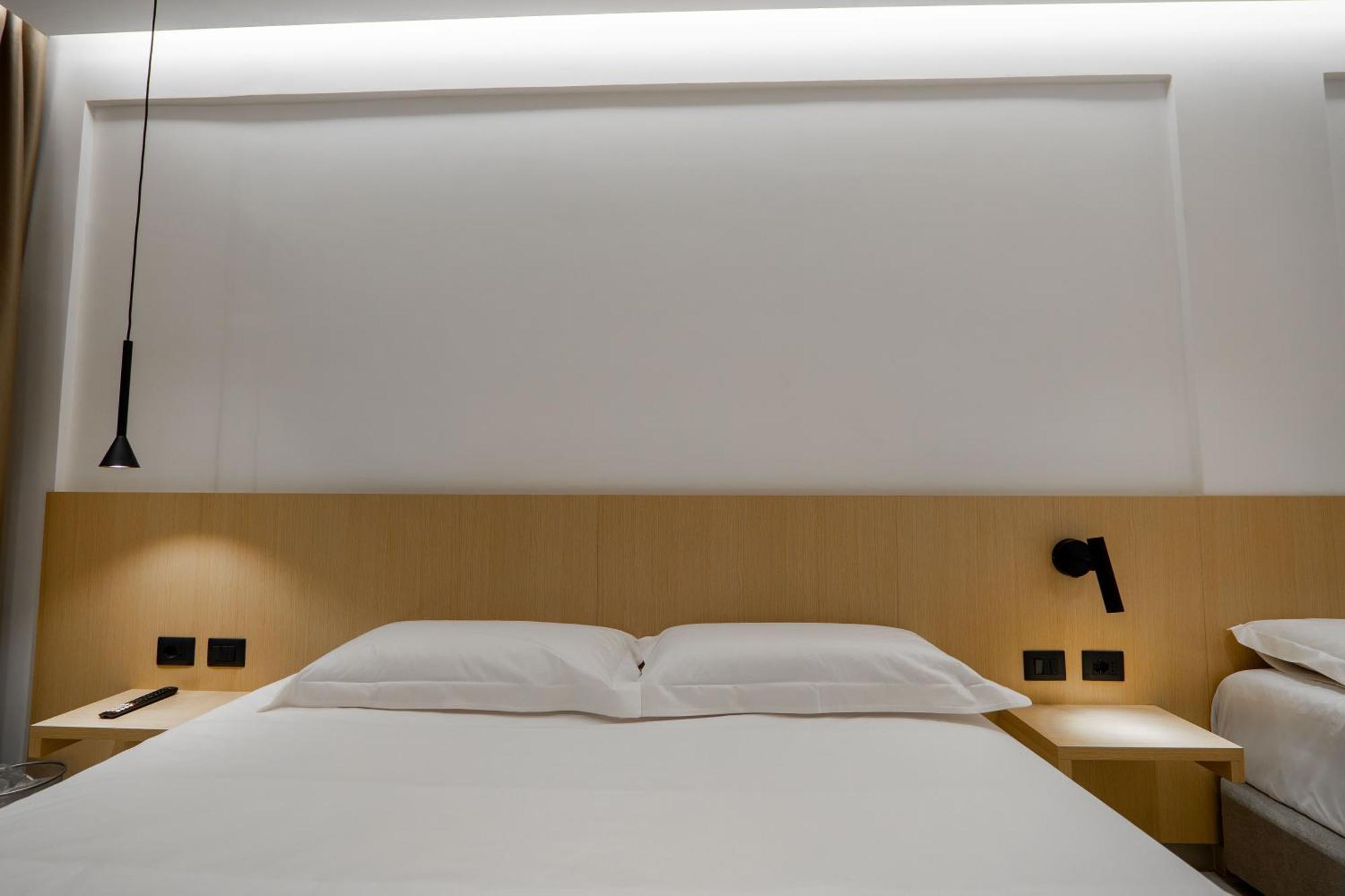 Austin Boutique Hotel Sarande Ngoại thất bức ảnh
