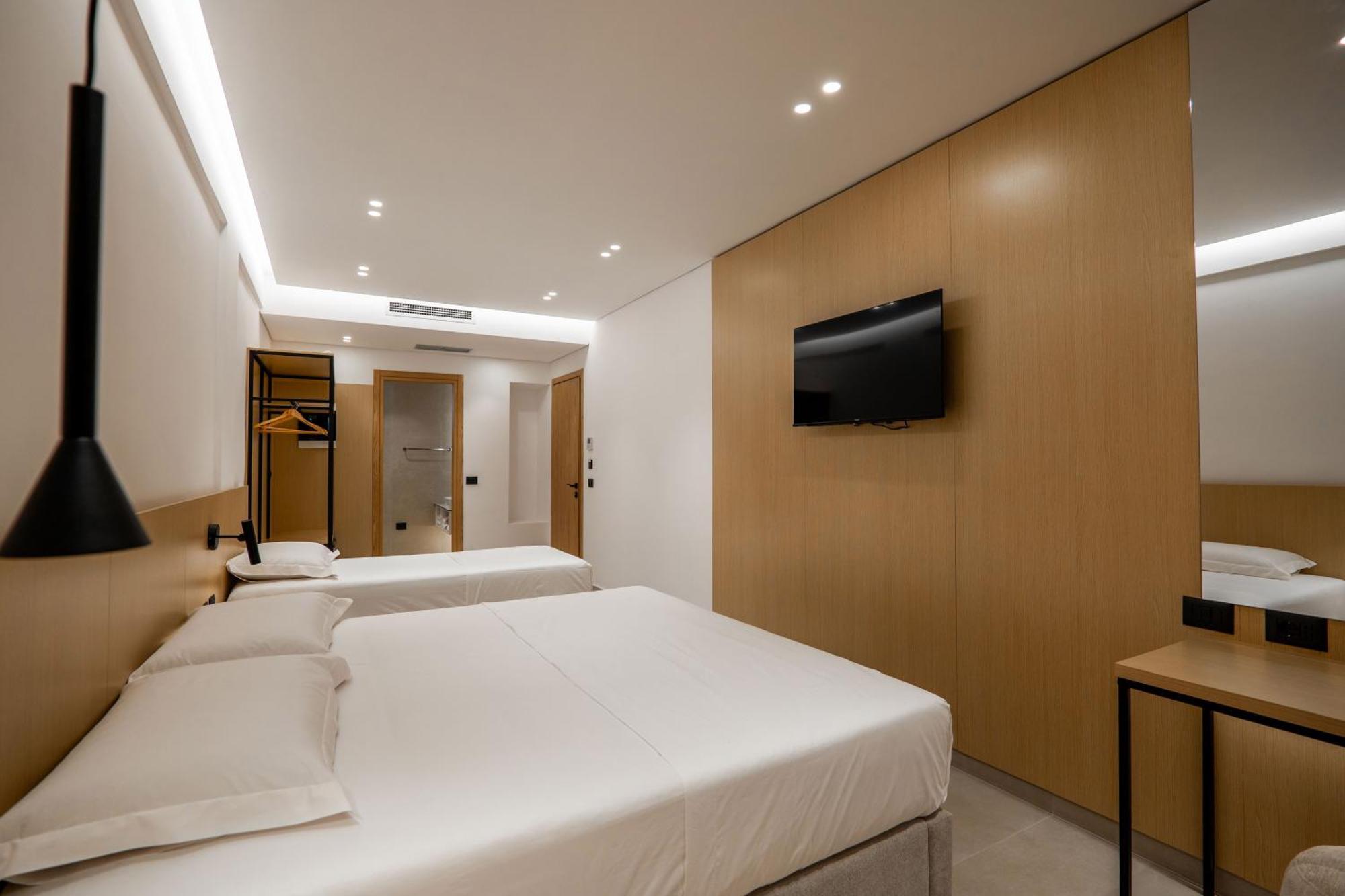 Austin Boutique Hotel Sarande Ngoại thất bức ảnh