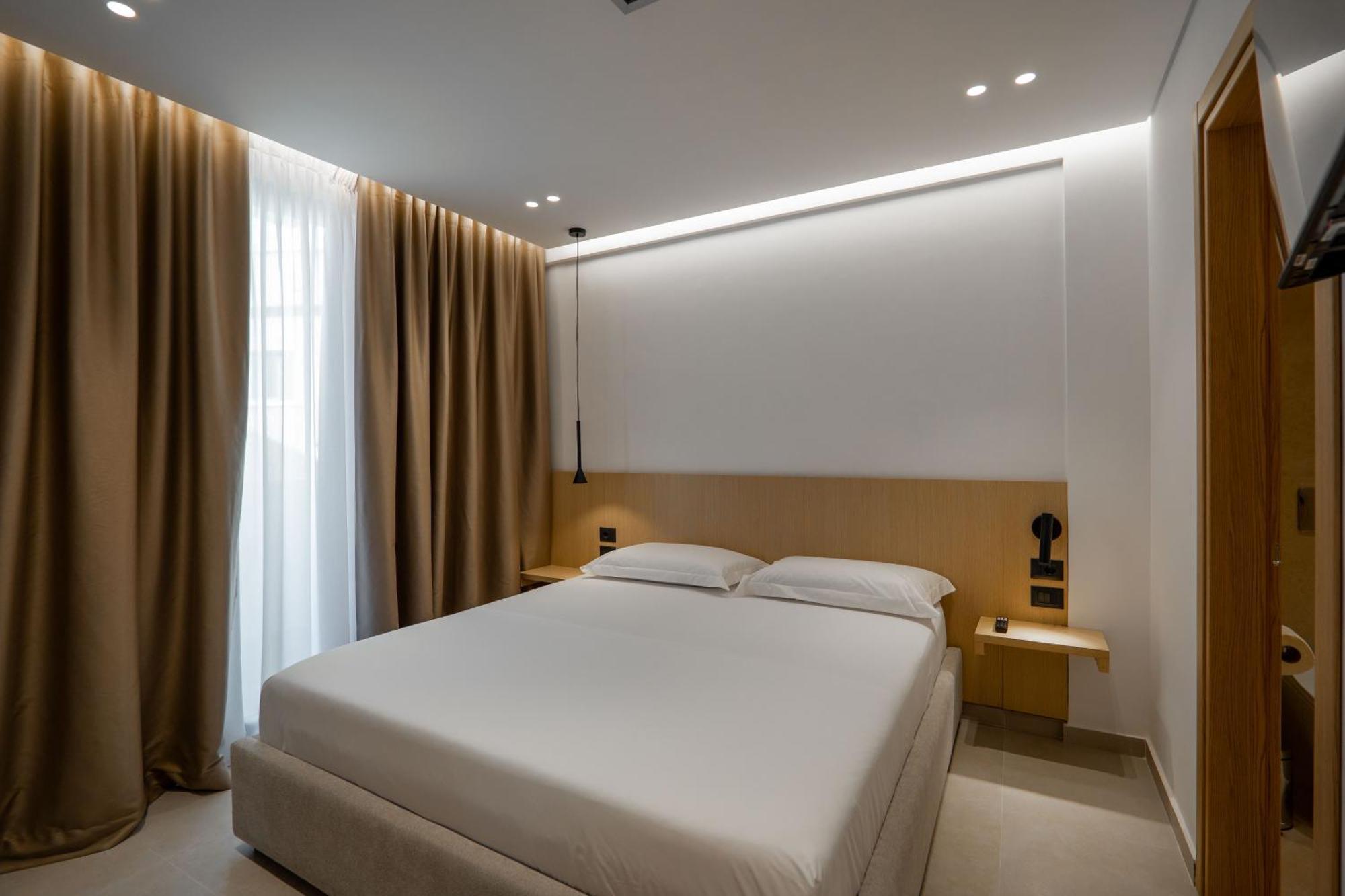 Austin Boutique Hotel Sarande Ngoại thất bức ảnh