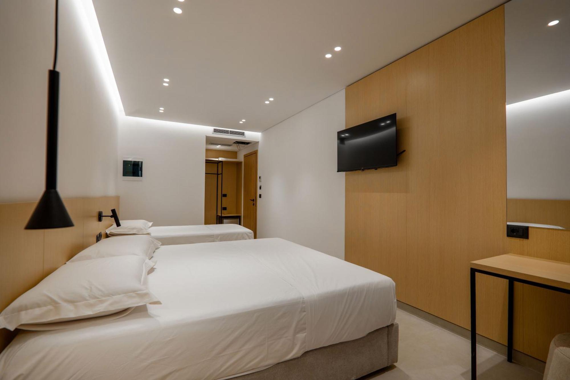 Austin Boutique Hotel Sarande Ngoại thất bức ảnh